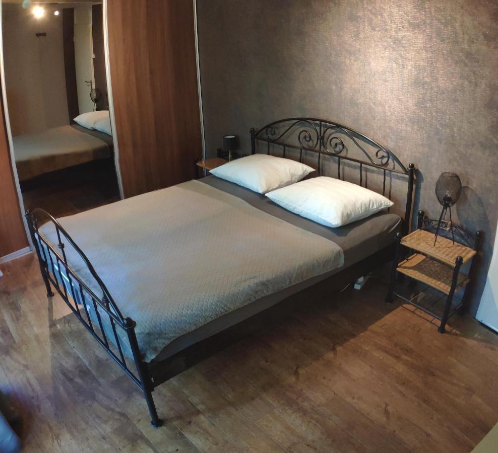 Bosbungalow De Eekhoorn Nunspeet Kültér fotó