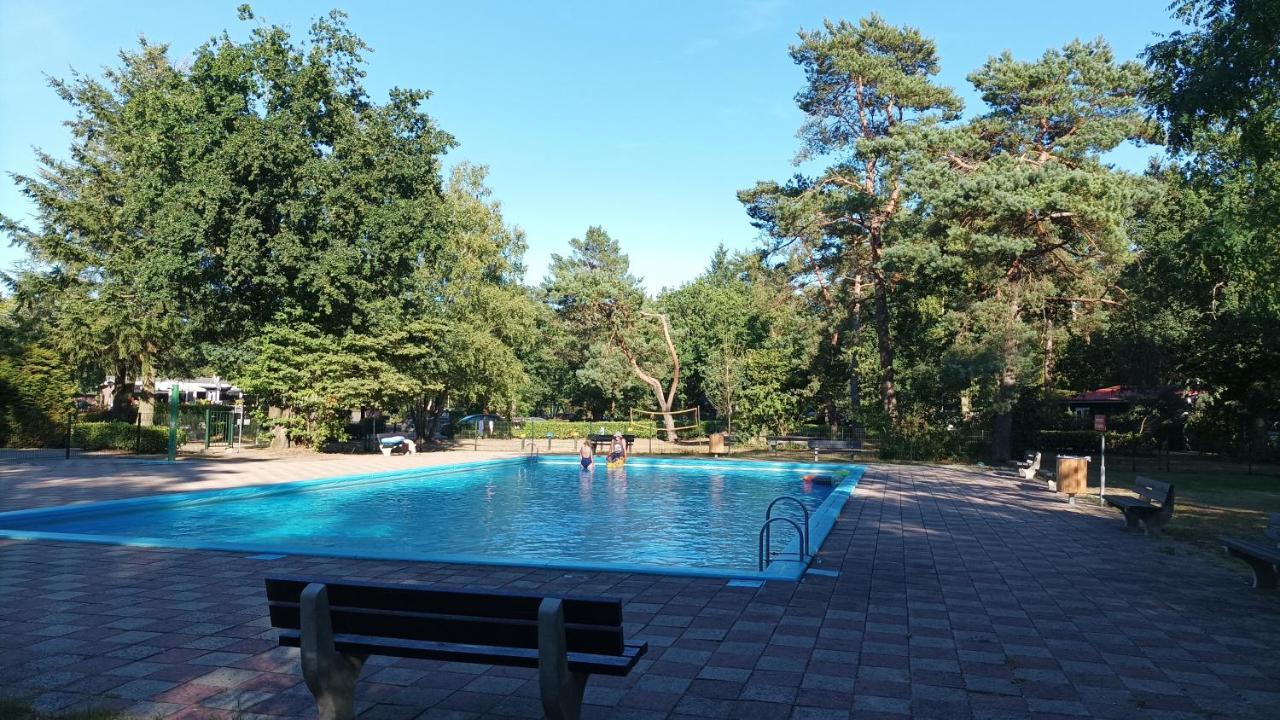 Bosbungalow De Eekhoorn Nunspeet Kültér fotó
